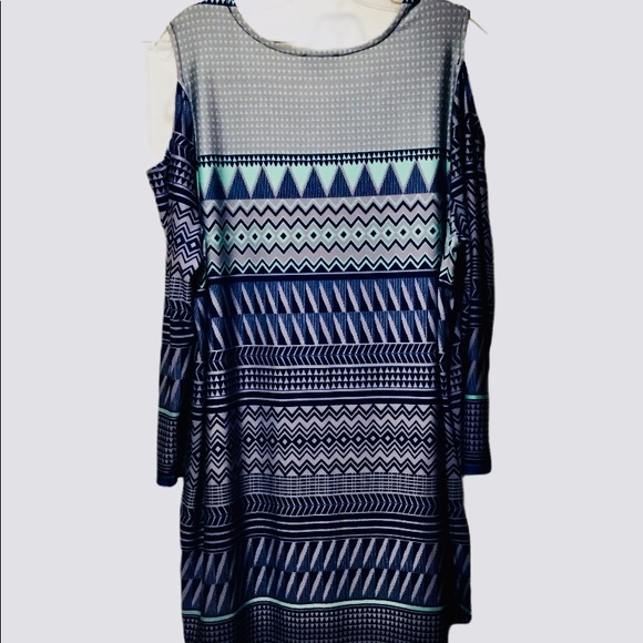 HG Twenty Six Cold Shoulder Tunic - Picture 2 of 4